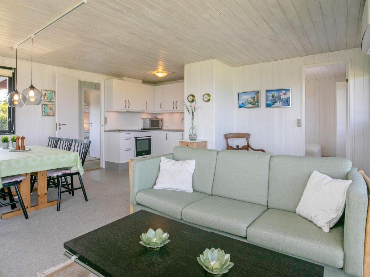 6 Person Holiday Home In Hesselager מראה חיצוני תמונה